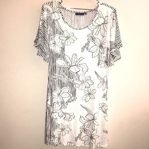 APT.9 White & Black Flower & Stripes Dress NEW WITH TAGS-Size Small